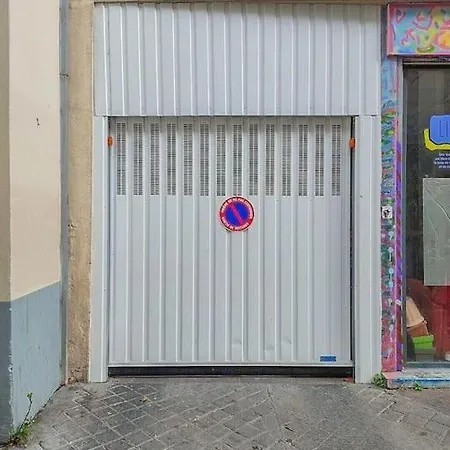 6 Personnes + Parking Gratuit + Wifi 아파트 *